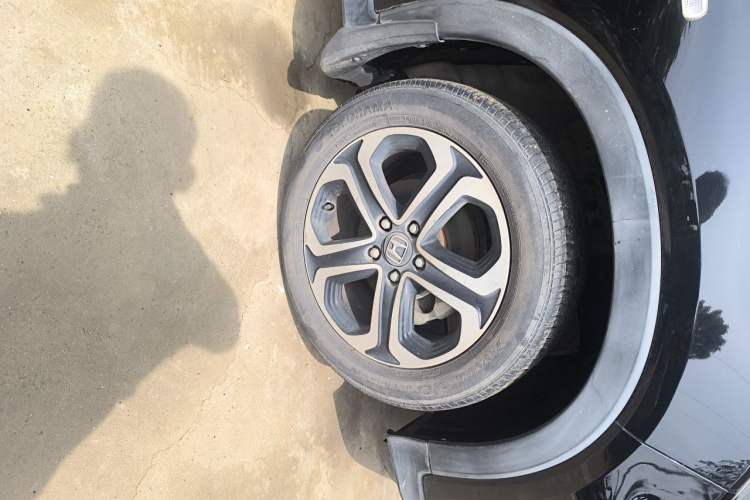 Used Honda XR-V 2017 1.8L EXi Manual Comfort Edition Right Front Wheel Hub