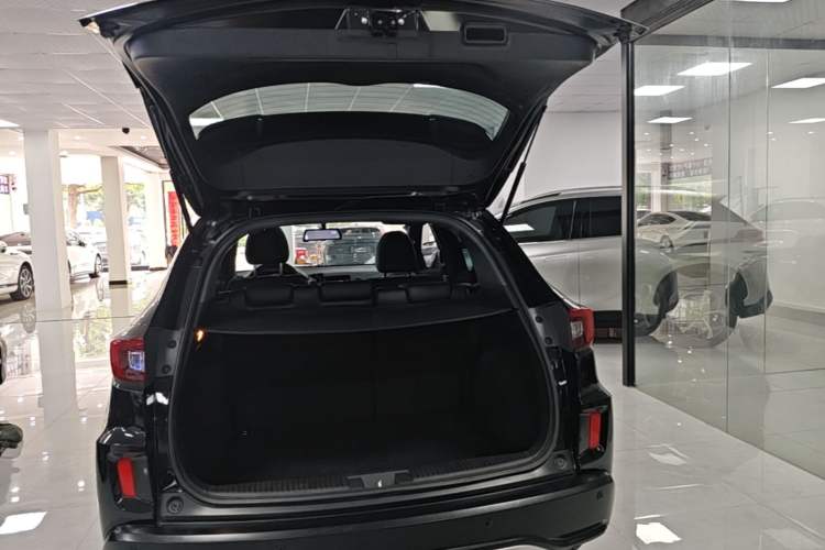 Used Honda XR-V 2017 1.8L EXi CVT Comfort Version Trunk