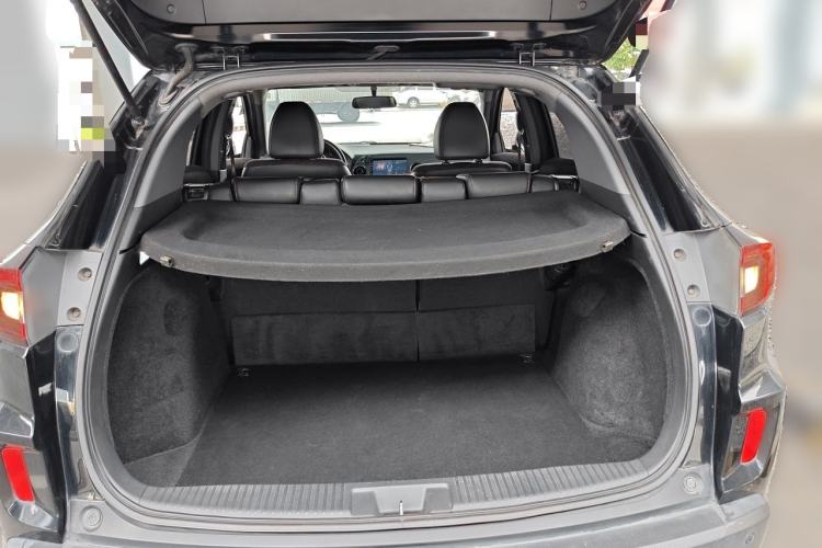Used Honda XR-V 2017 1.5L LXi CVT Classic Edition Trunk