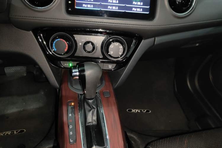 Used Honda XR-V 2017 1.5L LXi CVT Classic Edition Audio And AC Panel