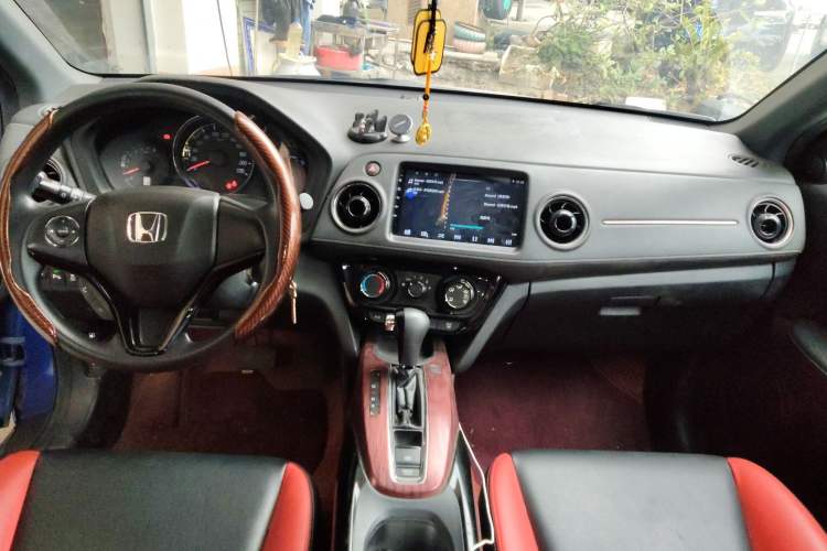 Used Honda XR-V 2017 1.5L LXi CVT Classic Edition Center Console