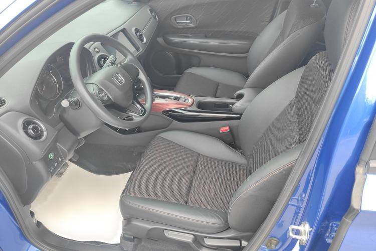 Used Honda XR-V 2017 1.5L LXi CVT Classic Edition Interior 3