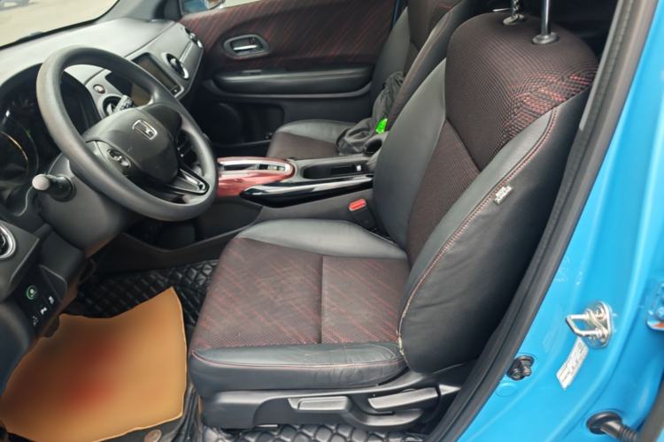 Used Honda XR-V 2017 1.8L EXi CVT Comfort Version Left Front Seat