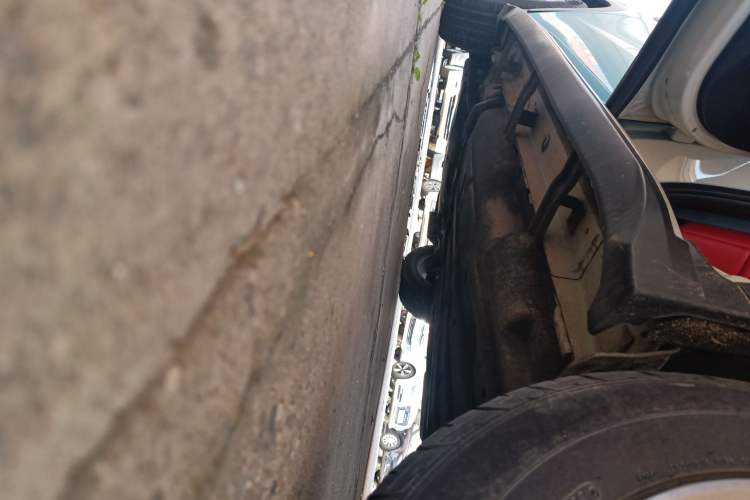 Used Honda XR-V 2017 1.5L LXi CVT Classic Edition Left Side Sill