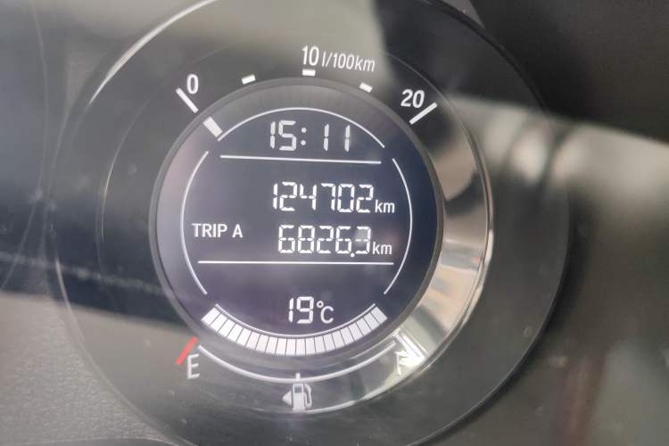 Used Honda XR-V 2017 1.8L EXi CVT Comfort Version Odometer Close Up