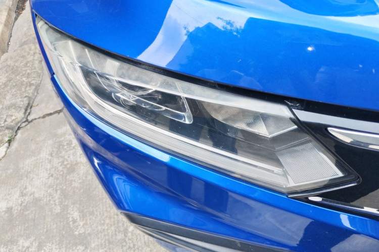 Used Honda XR-V 2017 1.8L EXi CVT Comfort Version Right Front Headlight