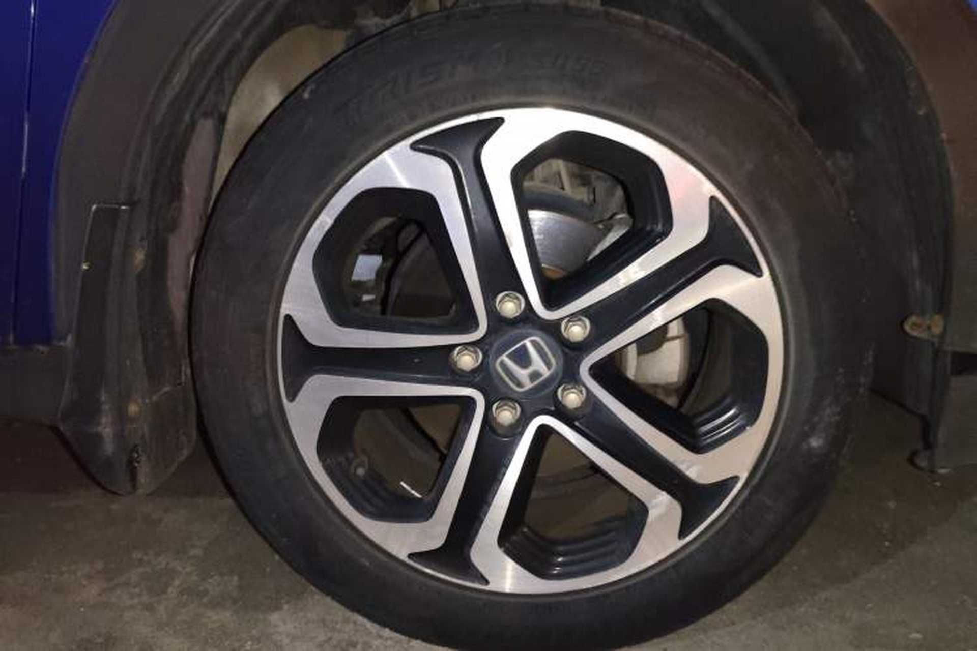 Used Honda XR-V 2017 1.8L EXi CVT Comfort Version Right Front Wheel Hub