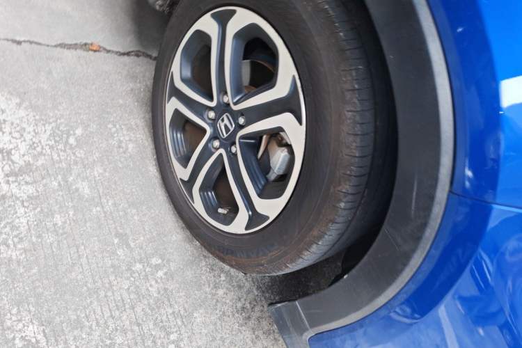 Used Honda XR-V 2017 1.8L EXi CVT Comfort Version Right Front Wheel Hub