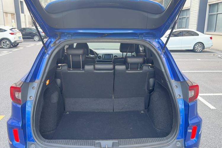 Used Honda XR-V 2017 1.5L LXi CVT Classic Edition Trunk
