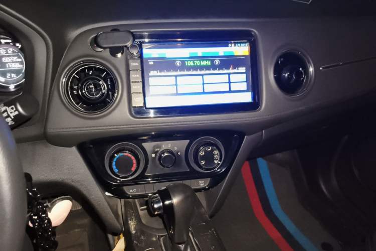 Used Honda XR-V 2017 1.5L LXi CVT Classic Edition Audio And AC Panel