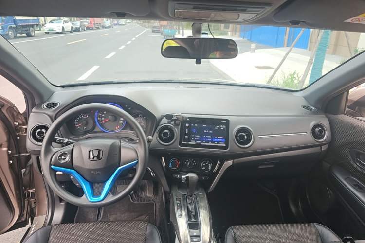 Used Honda XR-V 2017 1.5L LXi CVT Classic Edition Center Console