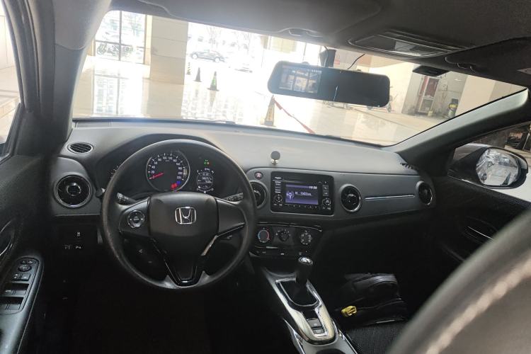 Used Honda XR-V 2017 1.5L LXi Manual Classic Edition Center Console