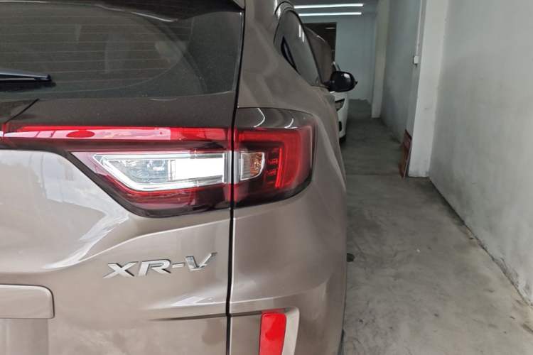 Used Honda XR-V 2017 1.5L LXi CVT Classic Edition Exterior 3