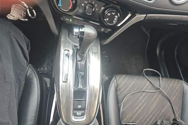 Used Honda XR-V 2017 1.5L LXi CVT Classic Edition Gear Lever