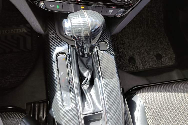Used Honda XR-V 2017 1.8L EXi CVT Comfort Version Gear Lever