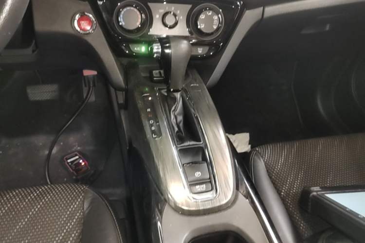 Used Honda XR-V 2017 1.8L EXi CVT Comfort Version Gear Lever