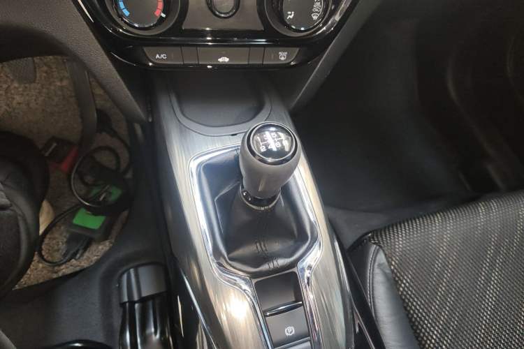 Used Honda XR-V 2017 1.5L LXi Manual Classic Edition Gear Lever