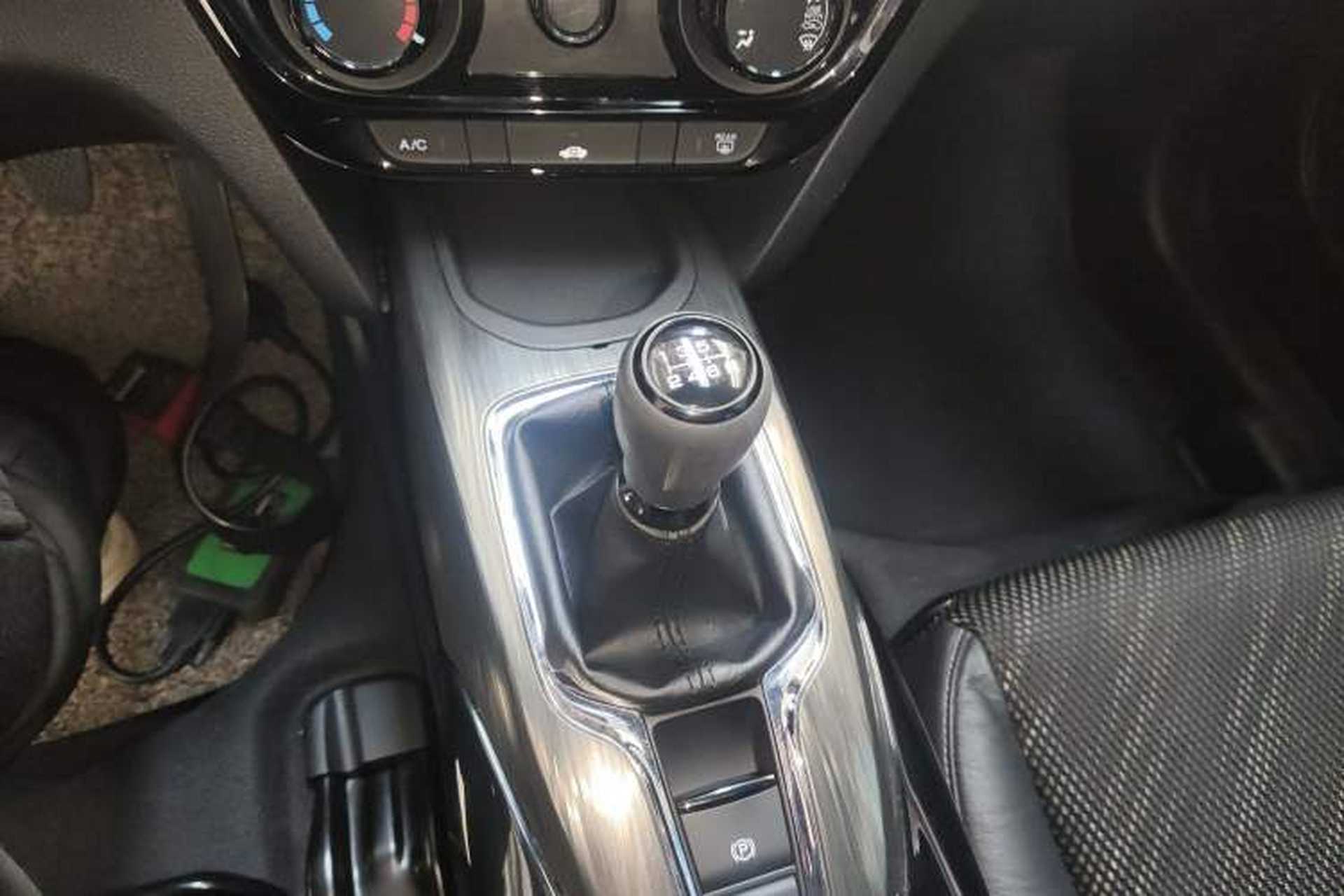 Used Honda XR-V 2017 1.5L LXi Manual Classic Edition Gear Lever