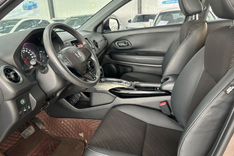 Used Honda XR-V 2017 1.8L EXi CVT Comfort Version Interior 2