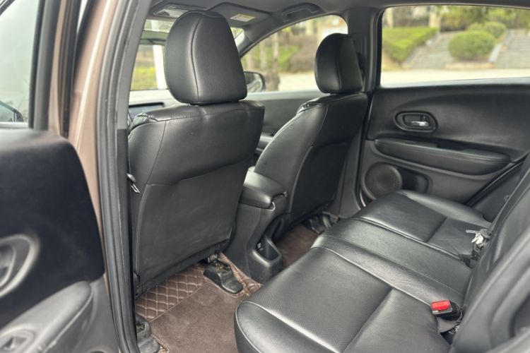 Used Honda XR-V 2017 1.5L LXi CVT Classic Edition Interior 3