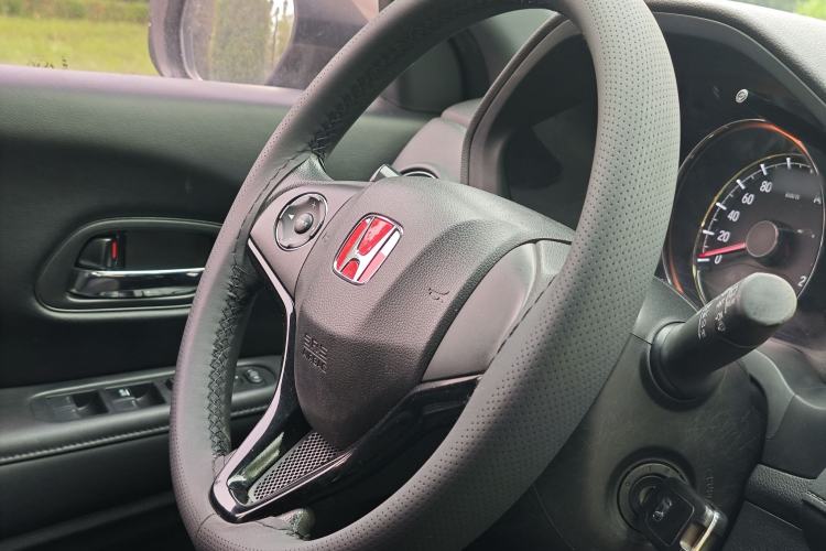 Used Honda XR-V 2017 1.5L LXi CVT Classic Edition Interior 8
