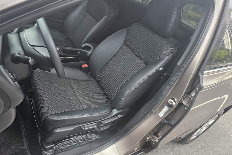 Used Honda XR-V 2017 1.5L LXi CVT Classic Edition Left Front Seat