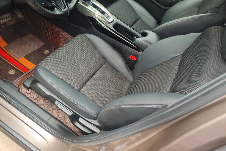 Used Honda XR-V 2017 1.5L LXi CVT Classic Edition Left Front Seat