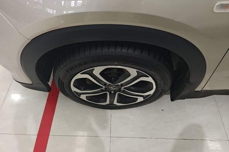 Used Honda XR-V 2017 1.8L EXi CVT Comfort Version Left Front Wheel Hub