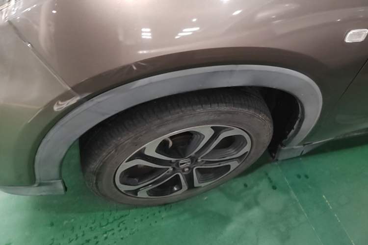 Used Honda XR-V 2017 1.8L EXi CVT Comfort Version Left Front Wheel Hub