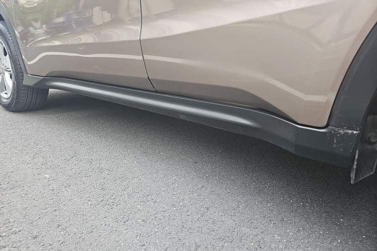 Used Honda XR-V 2017 1.5L LXi CVT Classic Edition Left Side Sill
