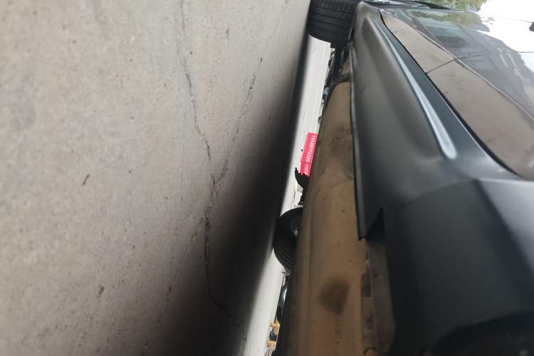 Used Honda XR-V 2017 1.5L LXi CVT Classic Edition Left Side Sill
