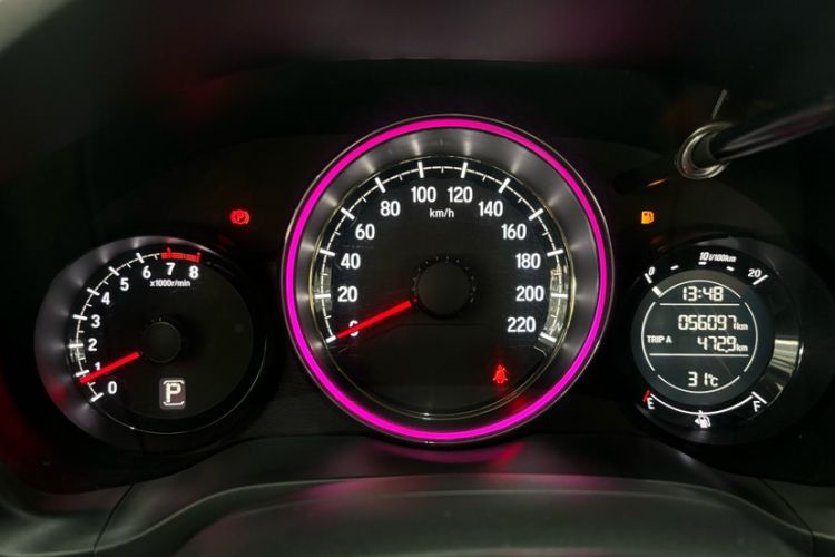 Used Honda XR-V 2017 1.8L EXi CVT Comfort Version Odometer Close Up
