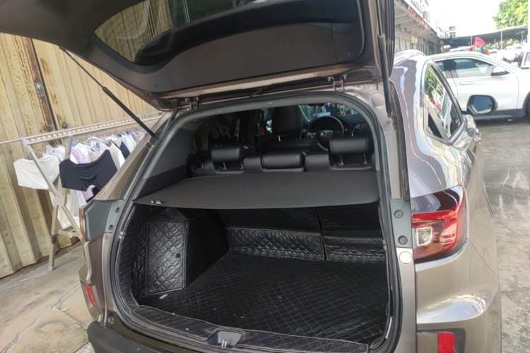 Used Honda XR-V 2017 1.8L EXi CVT Comfort Version Trunk
