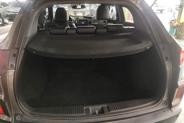 Used Honda XR-V 2017 1.8L EXi CVT Comfort Version Trunk