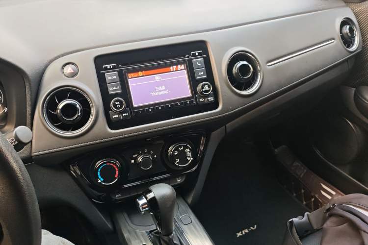 Used Honda XR-V 2017 1.5L LXi CVT Classic Edition Audio And AC Panel