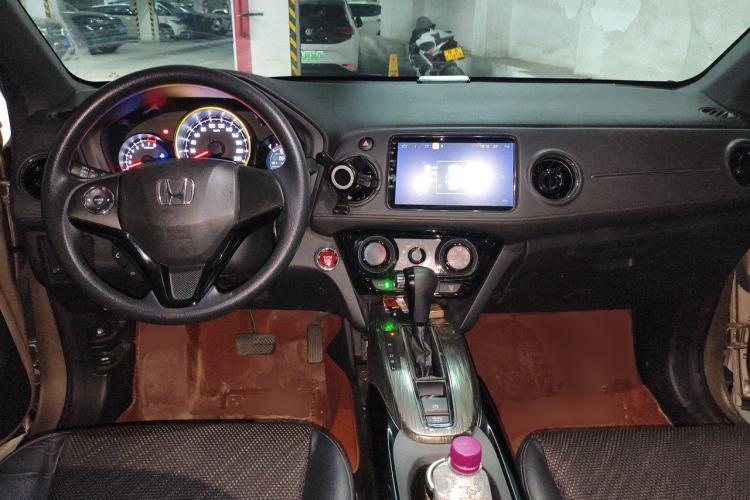 Used Honda XR-V 2017 1.8L EXi CVT Comfort Version Center Console