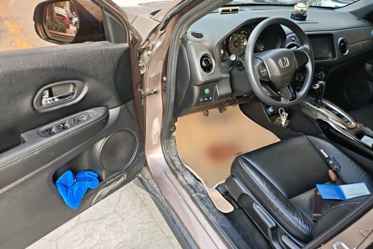 Used Honda XR-V 2017 1.5L LXi CVT Classic Edition Driver Seat