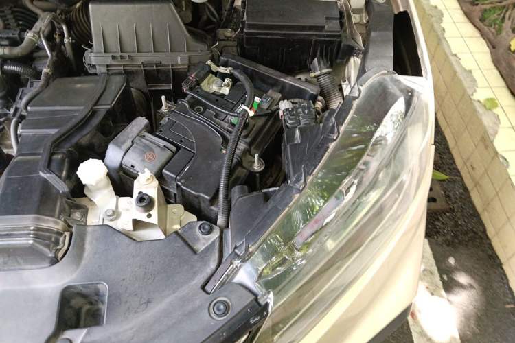 Used Honda XR-V 2017 1.8L EXi CVT Comfort Version Engine Bay Left