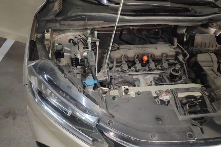 Used Honda XR-V 2017 1.8L EXi CVT Comfort Version Engine Bay Right