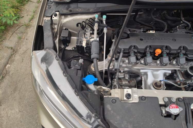 Used Honda XR-V 2017 1.8L EXi CVT Comfort Version Engine Bay Right