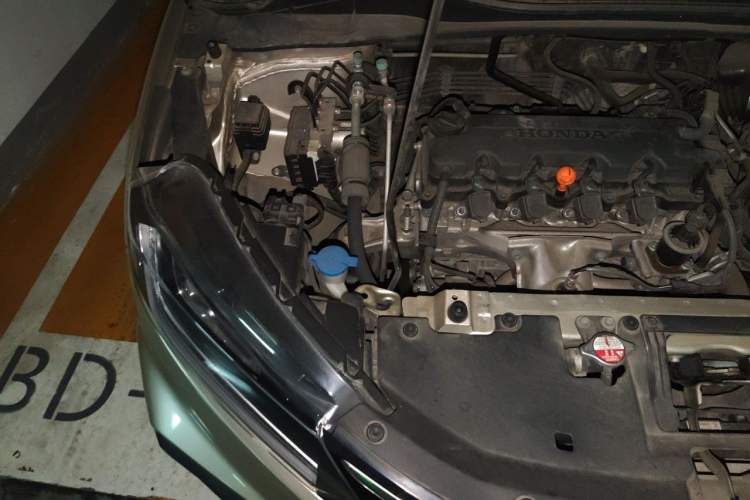 Used Honda XR-V 2017 1.8L EXi CVT Comfort Version Engine Bay Right