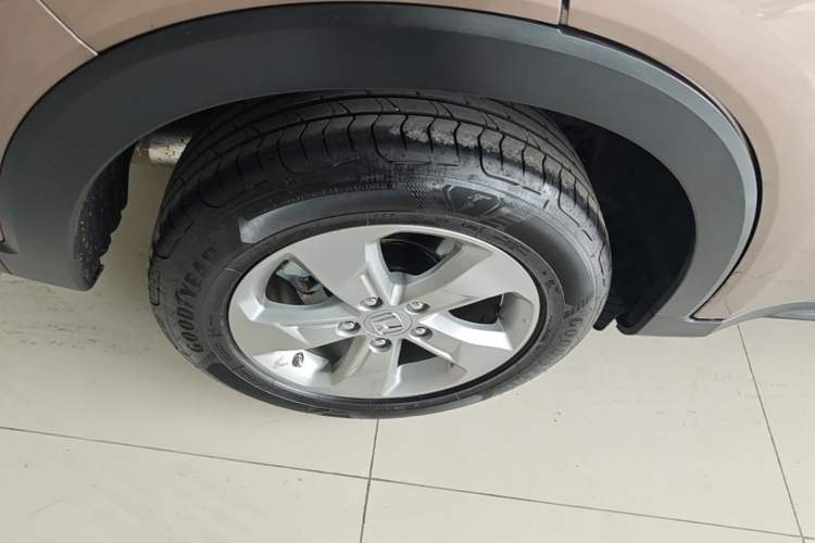 Used Honda XR-V 2017 1.5L LXi CVT Classic Edition Exterior 5