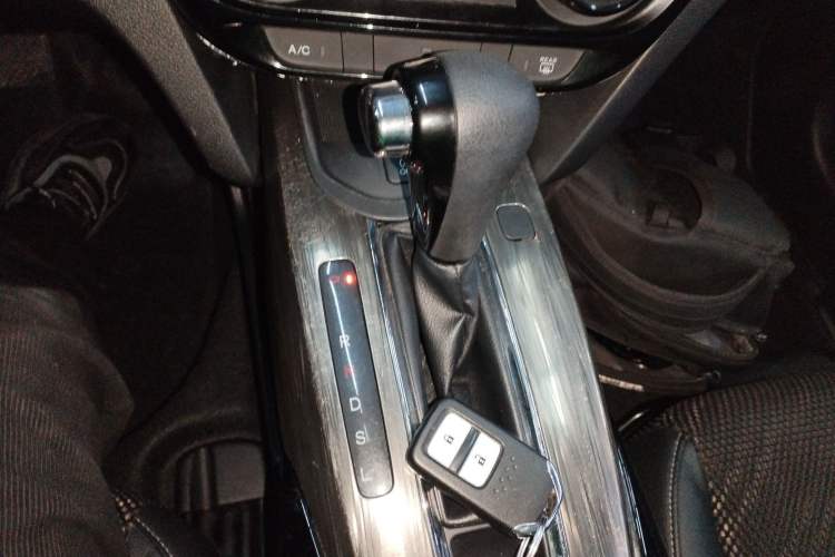 Used Honda XR-V 2017 1.8L EXi CVT Comfort Version Gear Lever