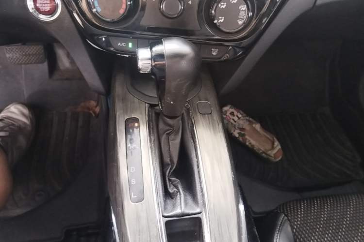 Used Honda XR-V 2017 1.8L EXi CVT Comfort Version Gear Lever
