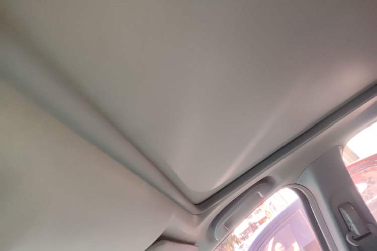 Used Honda XR-V 2017 1.8L EXi CVT Comfort Version Headliner