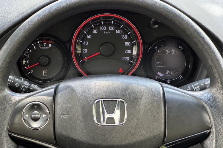 Used Honda XR-V 2017 1.8L EXi CVT Comfort Version Interior 2