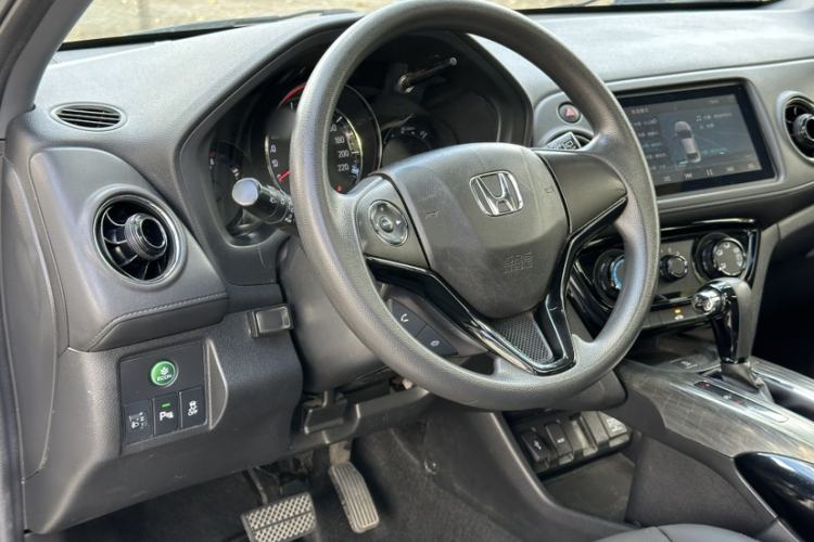 Used Honda XR-V 2017 1.8L EXi CVT Comfort Version Interior 6