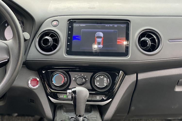 Used Honda XR-V 2017 1.8L EXi CVT Comfort Version Interior 6