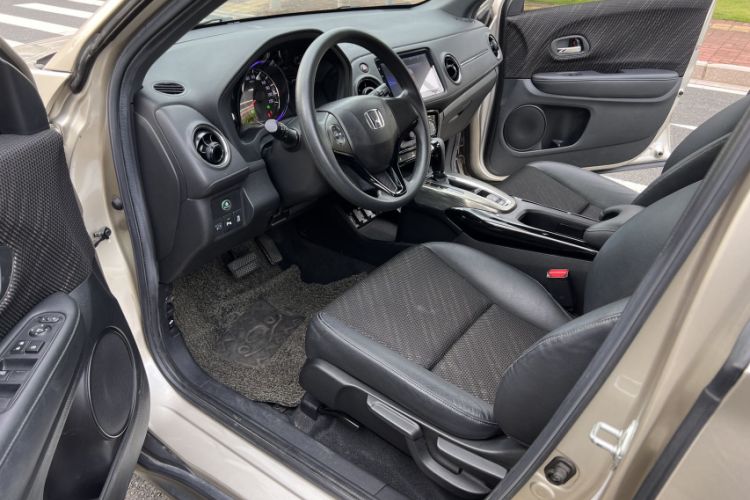 Used Honda XR-V 2017 1.8L EXi CVT Comfort Version Interior 9