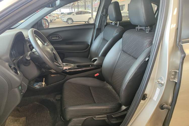 Used Honda XR-V 2017 1.8L EXi CVT Comfort Version Left Front Seat